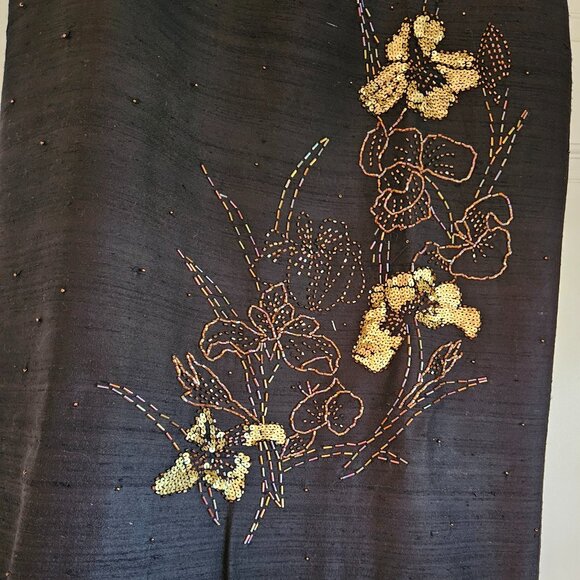 Long black silk skirt with beaded and sequins design and tassels. - Picture 2 of 3